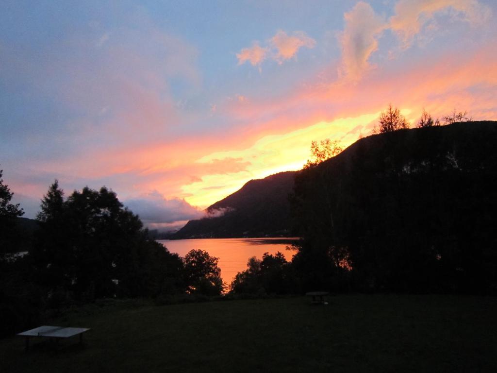 Appartementhaus Karantanien Am Ossiacher See Екстериор снимка